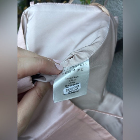 Rozie Corsets Silk Satin Peplum Corset Top Pink - Picture 7 of 8